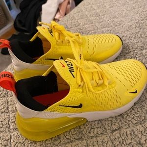 COPY - neon yellow air max